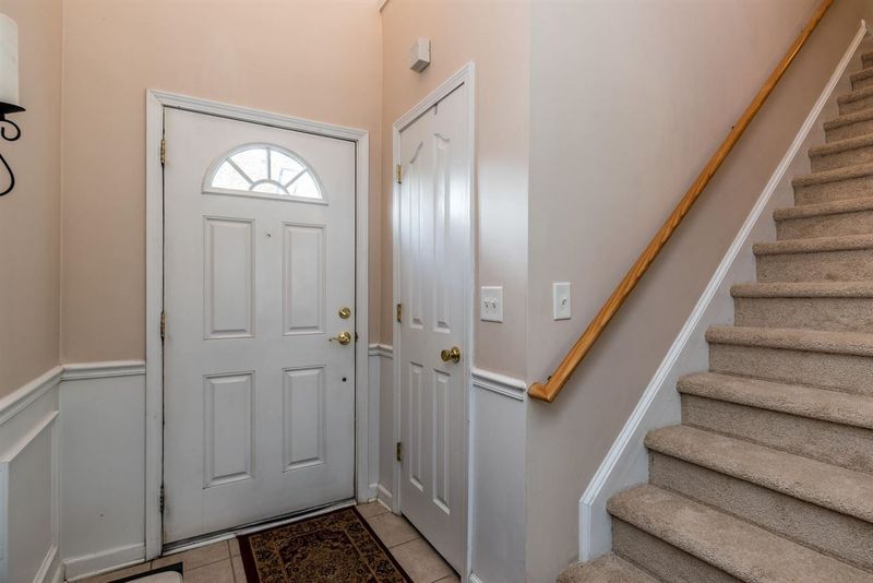 5 Moonstone Ct, Durham, NC 27703