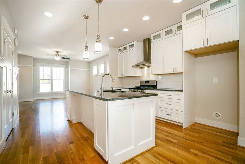 5 Premier Dr, Durham, NC 27713