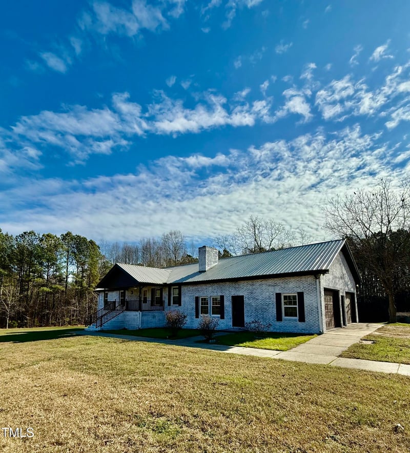 5 Rogers Rd, Zebulon, NC 27597