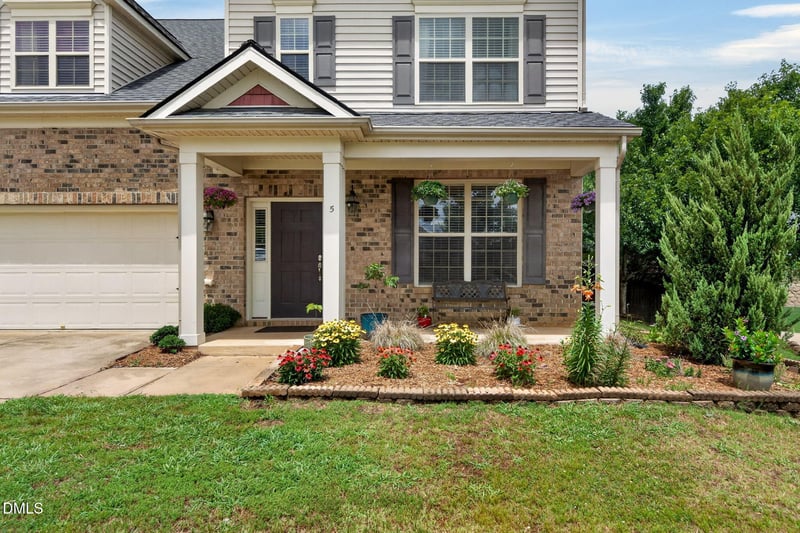 5 Smoketree Ct, Clayton, NC 27527