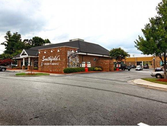 5 Spring Forest Dr, Mebane, NC 27302