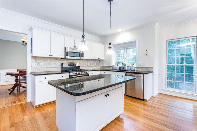 5 Streamley Ct, Durham, NC 27705
