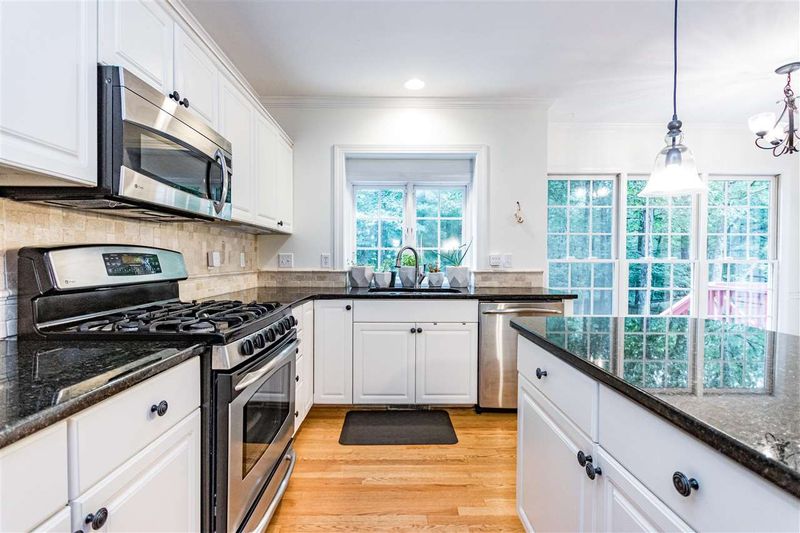5 Streamley Ct, Durham, NC 27705