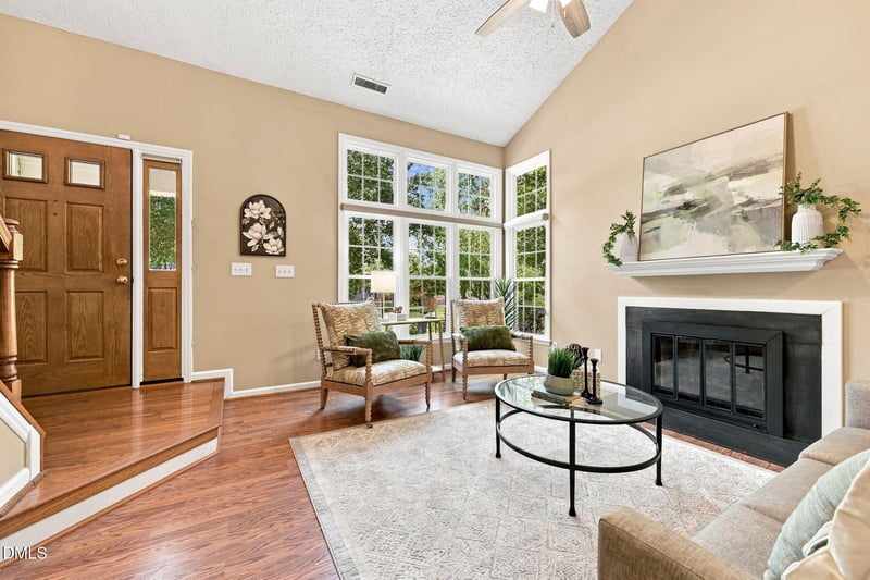 5 Wavecrest Ct, Durham, NC 27713