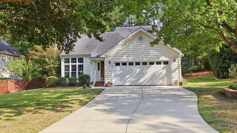 5 Wavecrest Ct, Durham, NC 27713