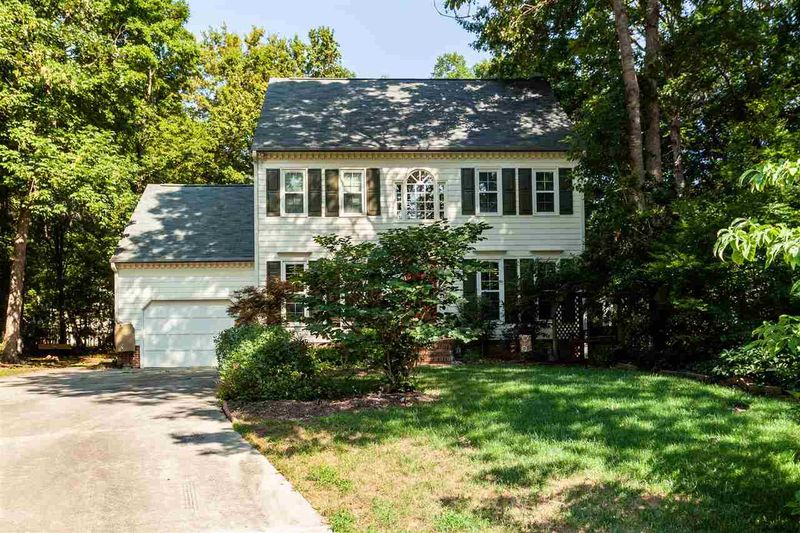 5 Wheatstone Ct, Durham, NC 27712