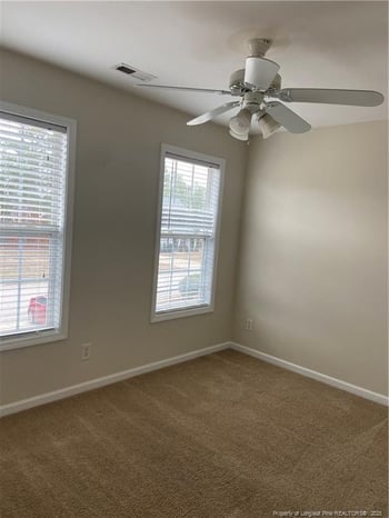 50 Breezewood Dr, Lillington, NC 27546