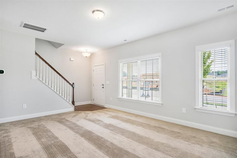 50 W Falcon Ct, Clayton, NC 27520
