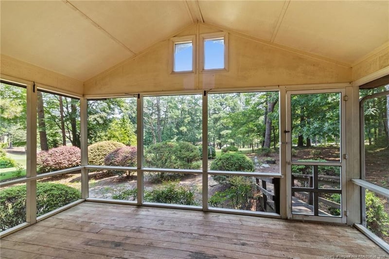 50 Indian Trl, Sanford, NC 27332