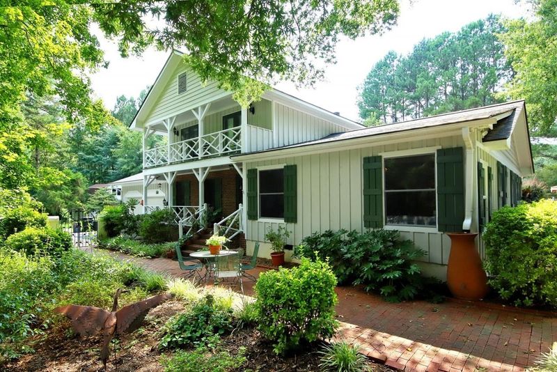 50 Kentview Dr, Pittsboro, NC 27312