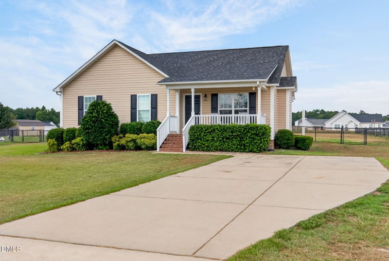 50 Letcher Ln, Lillington, NC 27546