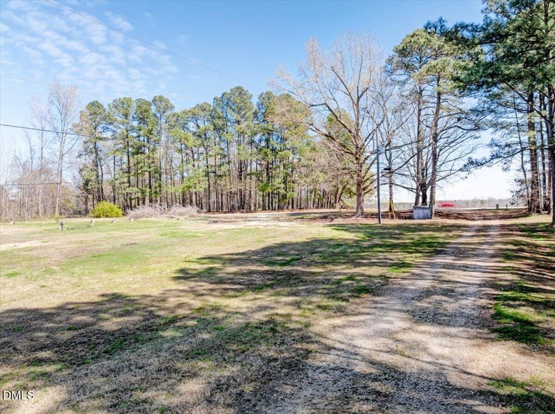 50 Nipper Ln, Louisburg, NC 27549