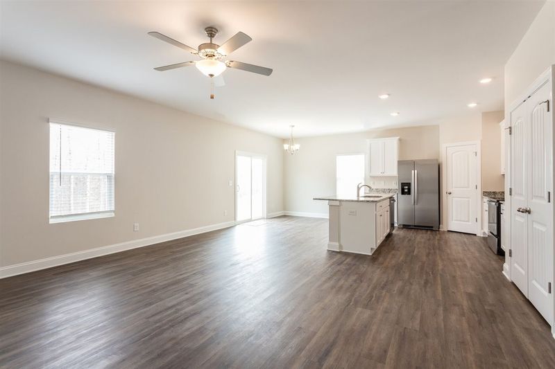 50 Otter Ct, Youngsville, NC 27596