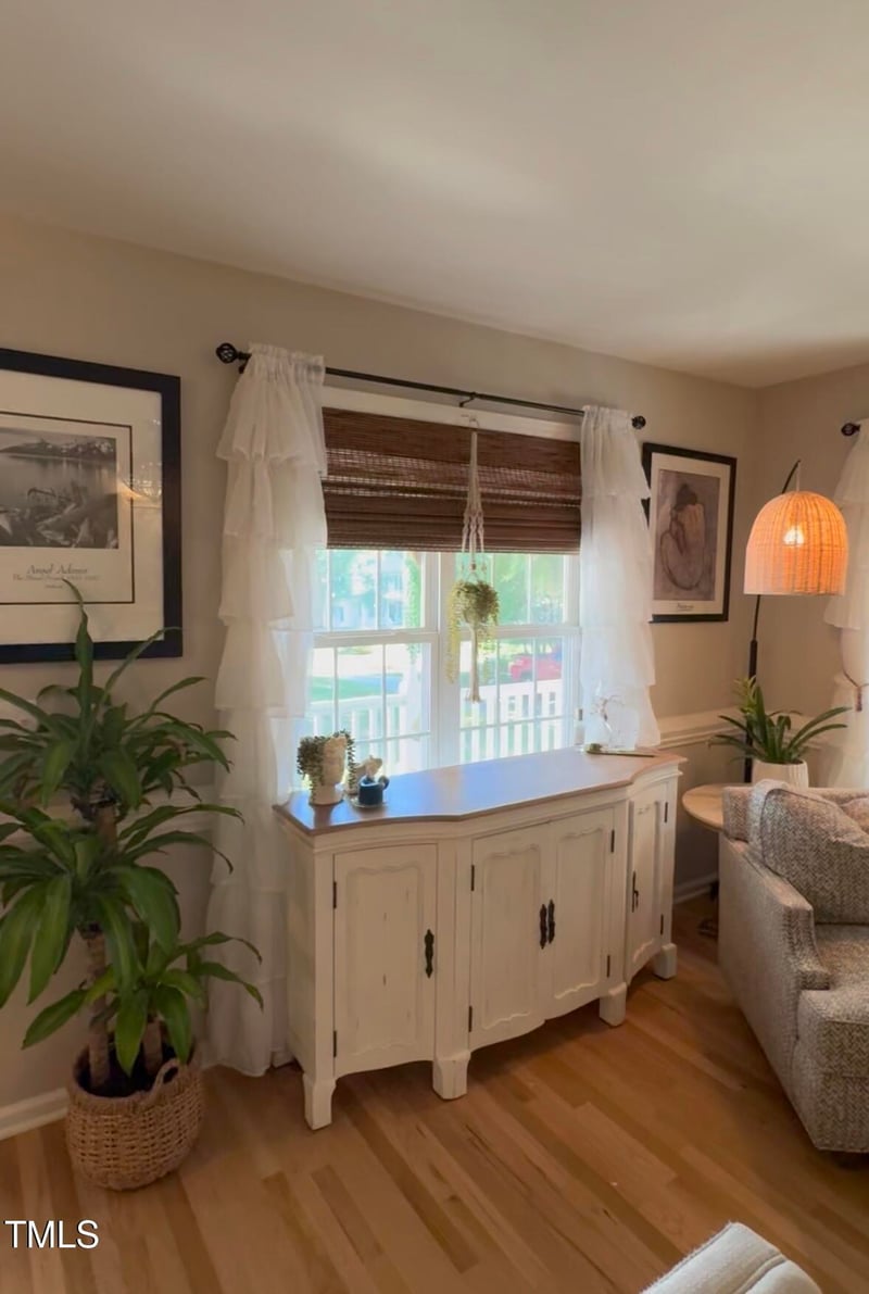 50 Peggy Ct, Raleigh, NC 27603