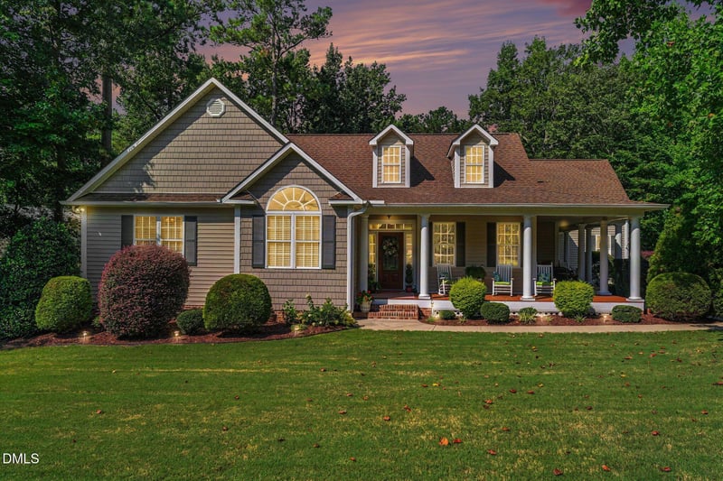 50 Regulator Dr, Clayton, NC 27520