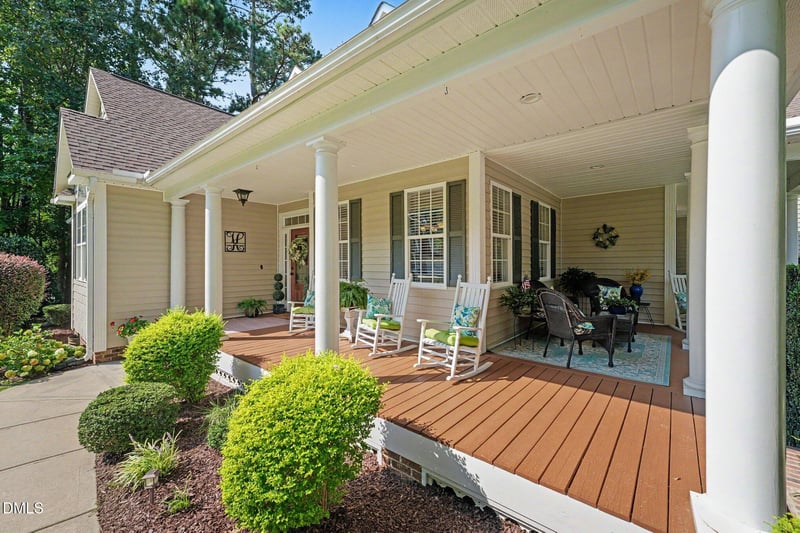 50 Regulator Dr, Clayton, NC 27520