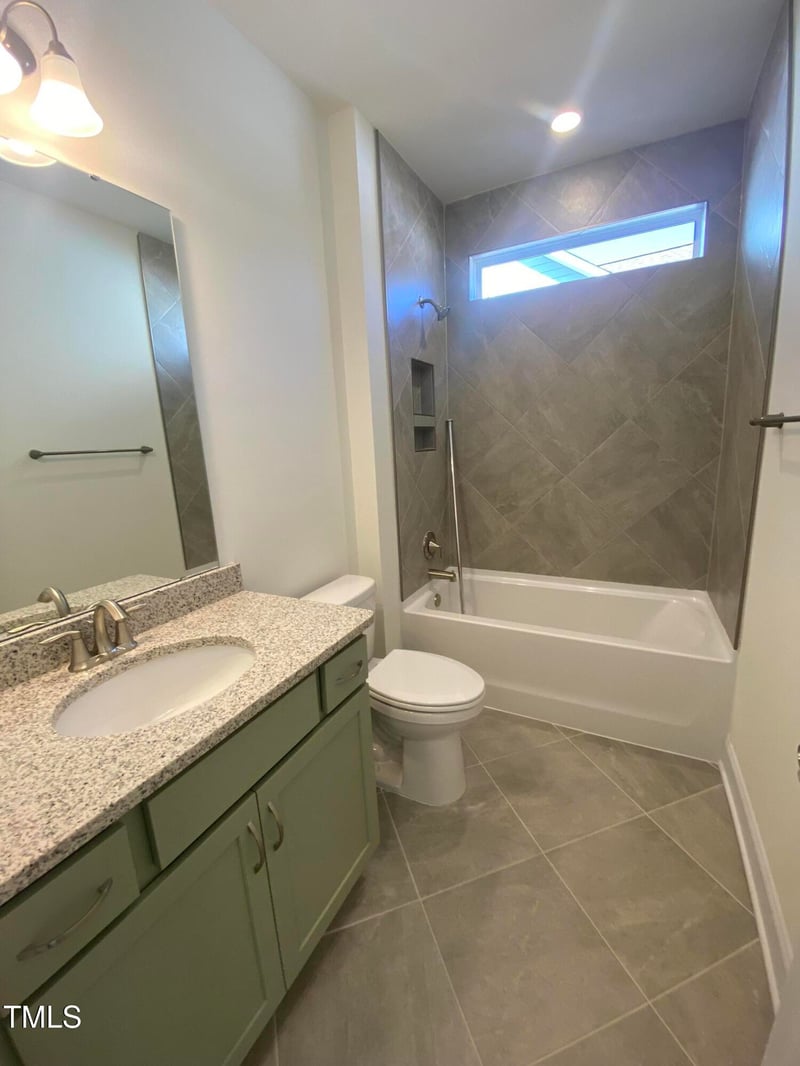 50 Sawtooth Oak Ln, Youngsville, NC 27596