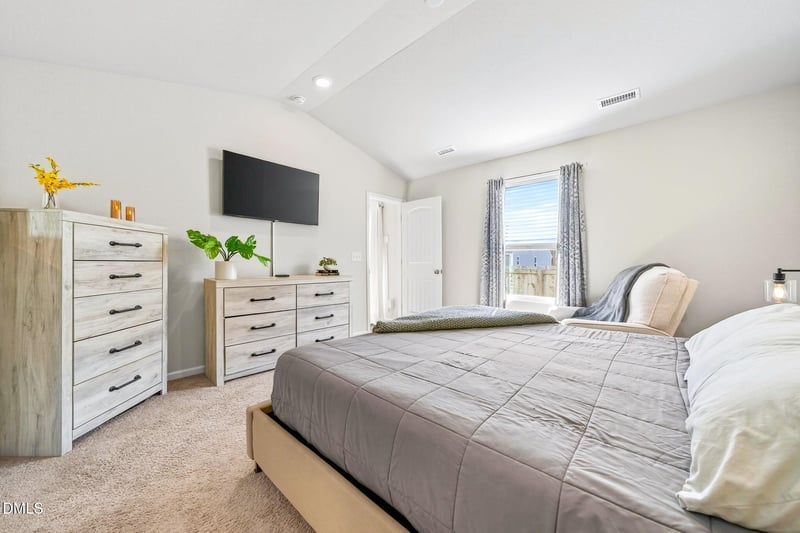 50 Shallow Dr, Youngsville, NC 27596