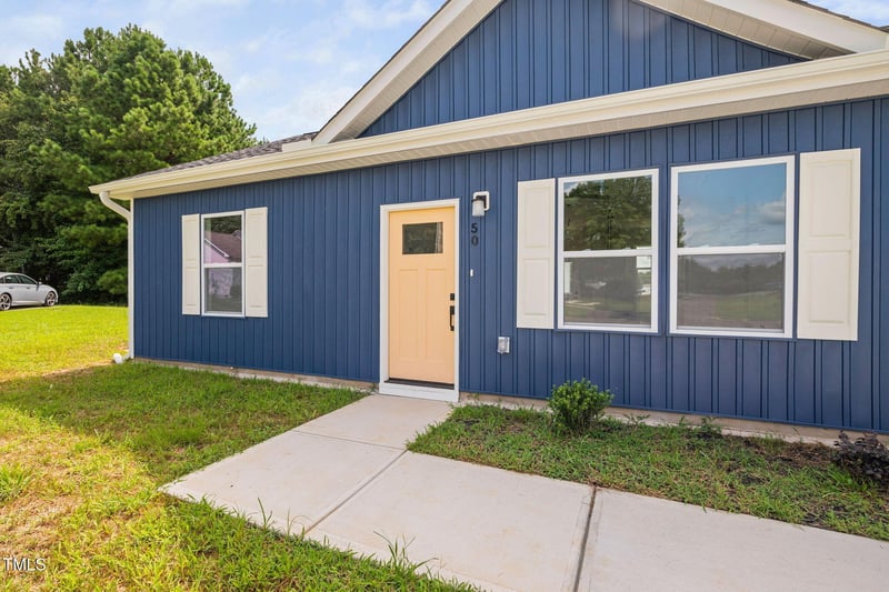 50 Southern Village Dr, Roxboro, NC 27573