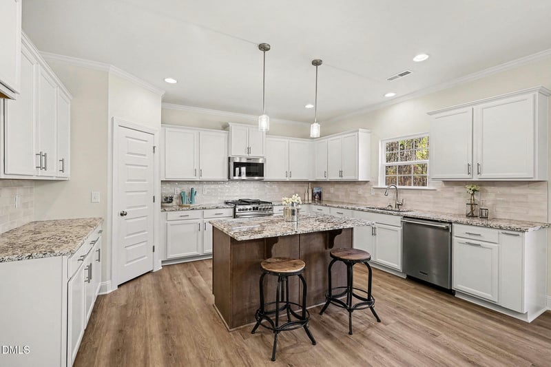 50 Starlet Ridge Way, Clayton, NC 27520