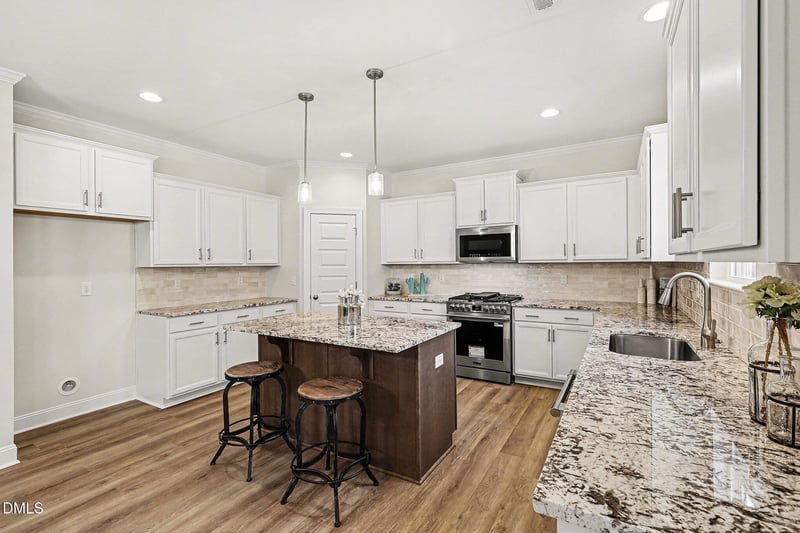 50 Starlet Ridge Way, Clayton, NC 27520