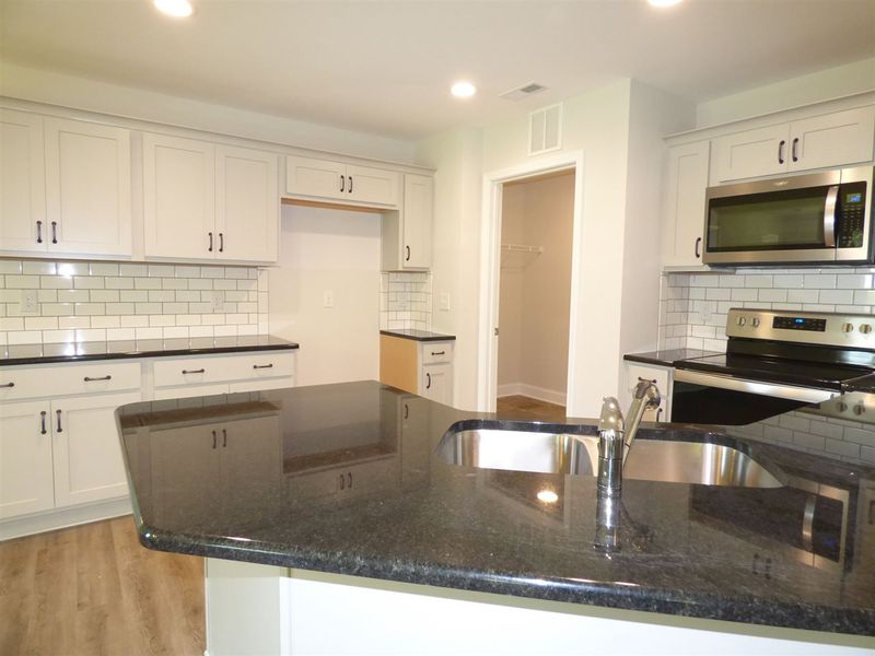 50 Tiller Dr, Benson, NC 27504