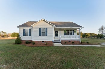 50 Trail Ridge Dr, Benson, NC 27504