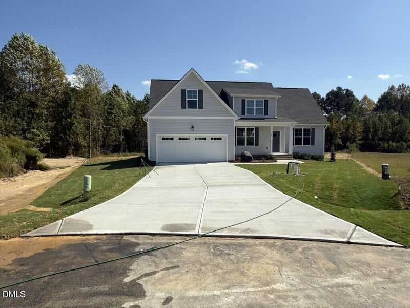 50 Uptown Ct, Zebulon, NC 27597