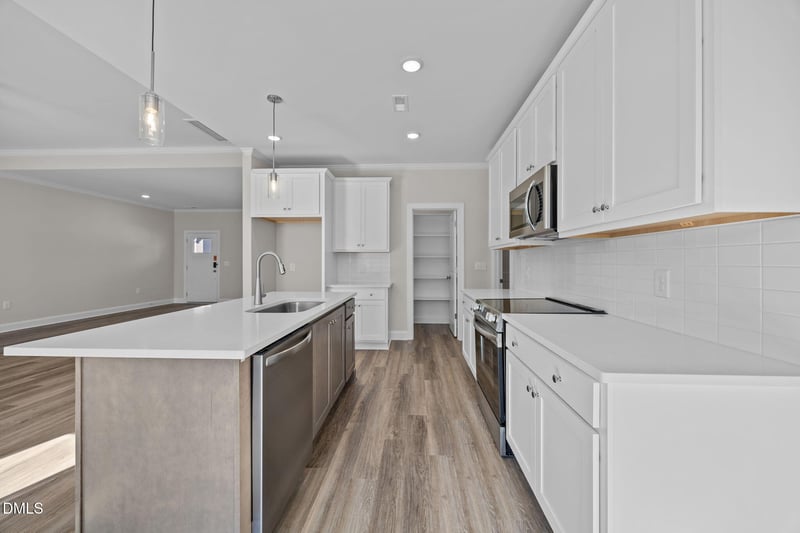 50 Uptown Ct, Zebulon, NC 27597