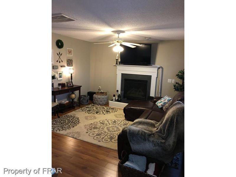 50 Valley View Ct, Sanford, NC 27332
