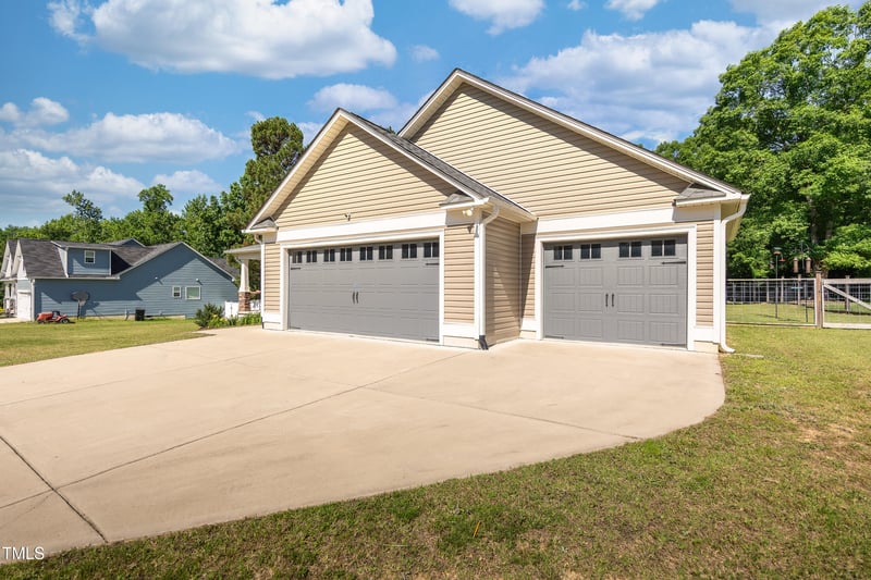 50 Viajar Way, Smithfield, NC 27577