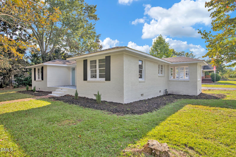 500 13th St, Erwin, NC 28339