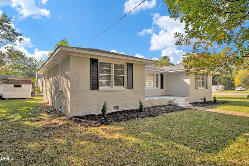 500 13th St, Erwin, NC 28339