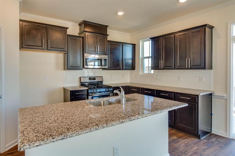 500 Austin View Blvd #304, Wake Forest, NC 27587