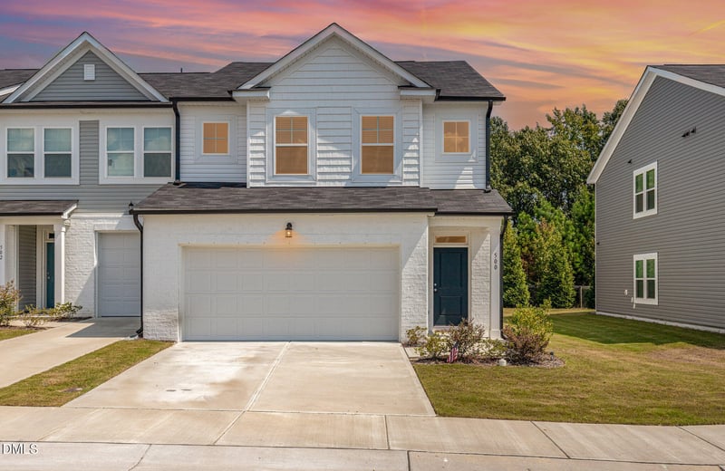 500 Barrington Row Ave, Zebulon, NC 27597