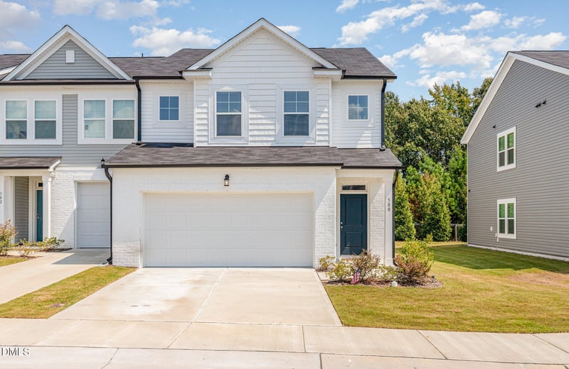 500 Barrington Row Ave, Zebulon, NC 27597