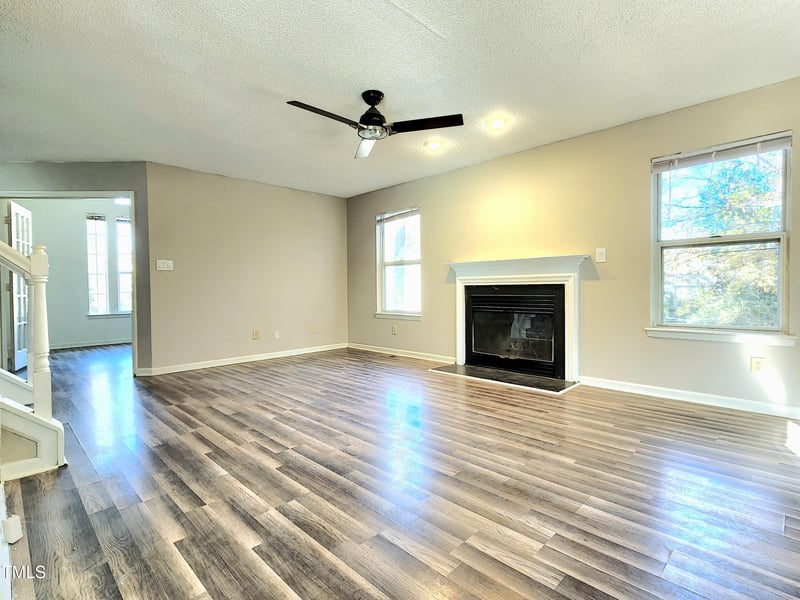 500 Dandelion Ct, Raleigh, NC 27610