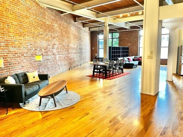 500 N Duke St #53-103, Durham, NC 27701