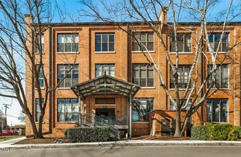 500 Duke St #53104, Durham, NC 27701