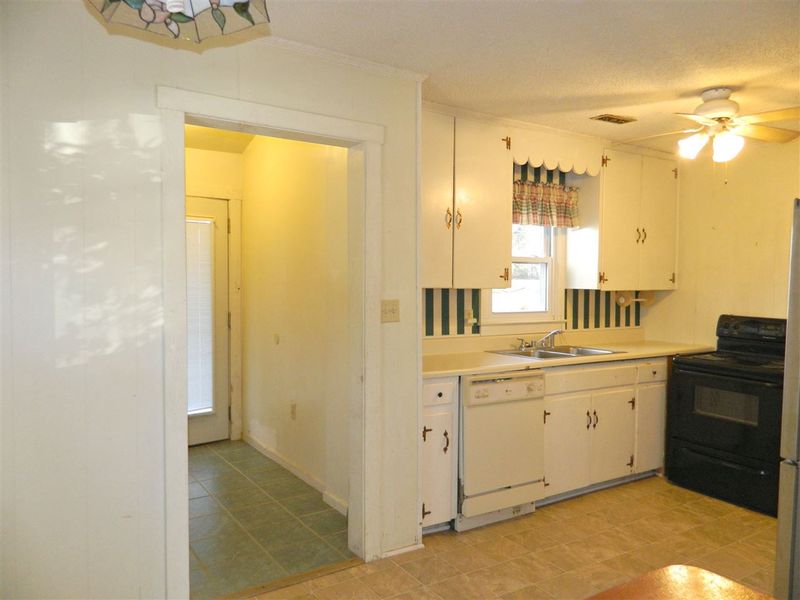 500 Grovemont Rd, Raleigh, NC 27603