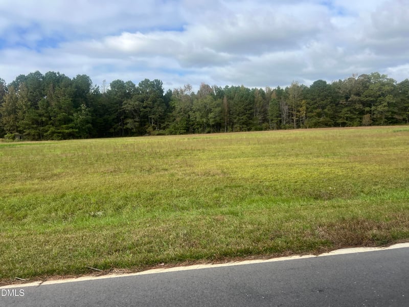 500 Indian Camp Rd, Smithfield, NC 27577