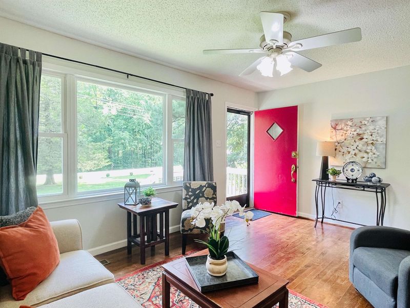 500 Kenion Rd, Hillsborough, NC 27278