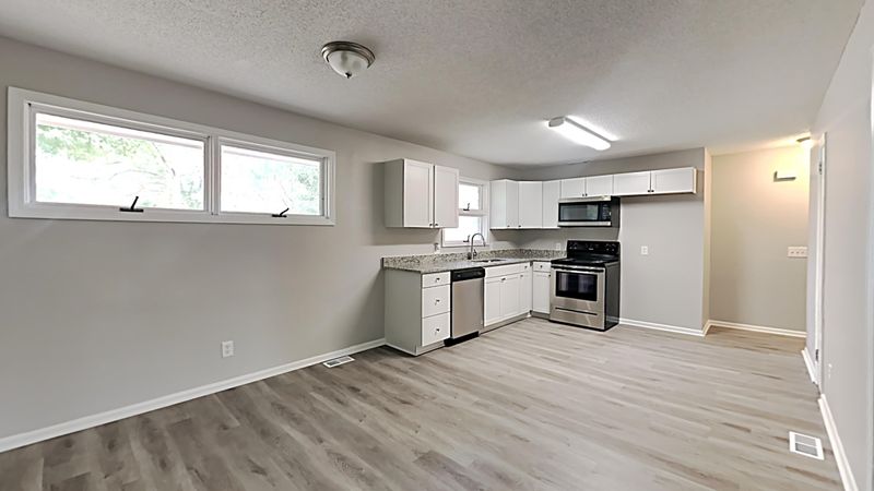 500 S Lincoln St, Coats, NC 27521