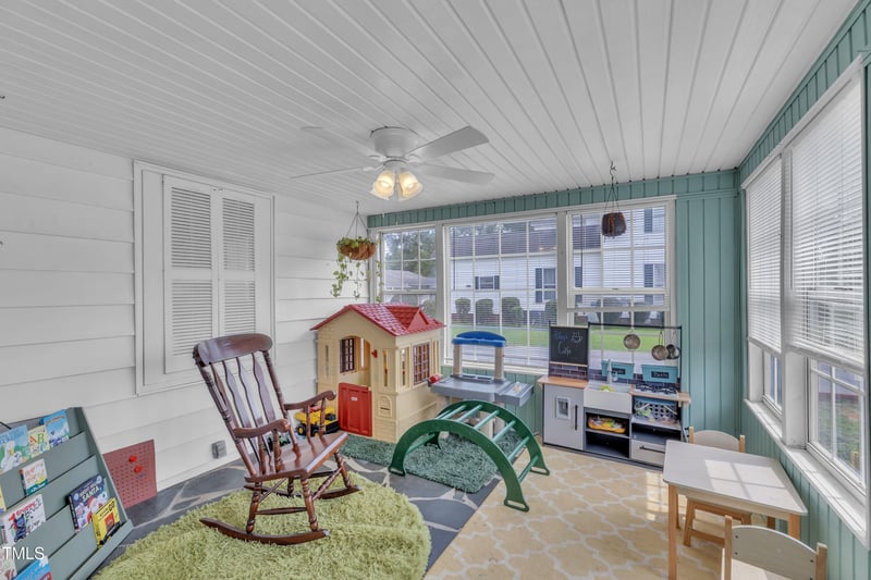 500 Main St, Four Oaks, NC 27524