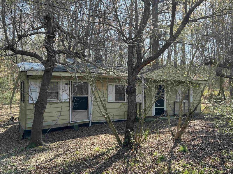 500 N Main St, Holly Springs, NC 27540