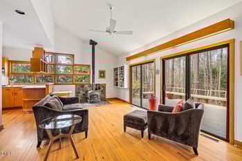 500 Marvin Edwards Ln, Chapel Hill, NC 27517