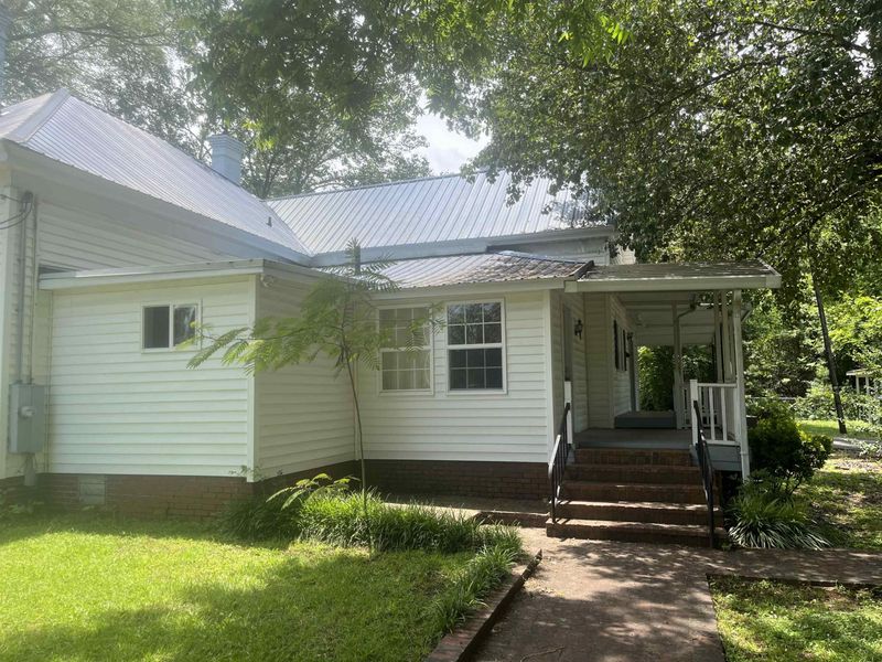 500 S Mckay Ave, Dunn, NC 28334