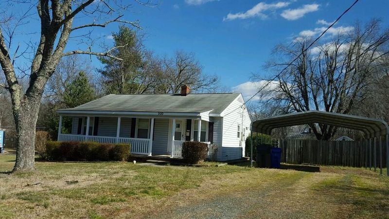 500 N Ninth St, Mebane, NC 27302