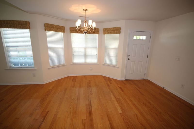 500 Ringleaf Ct, Cary, NC 27513