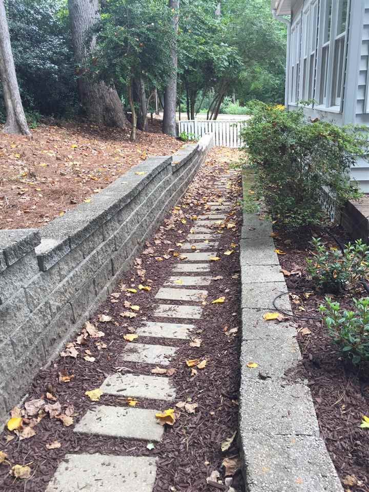 500 Saunders St, Apex, NC 27502